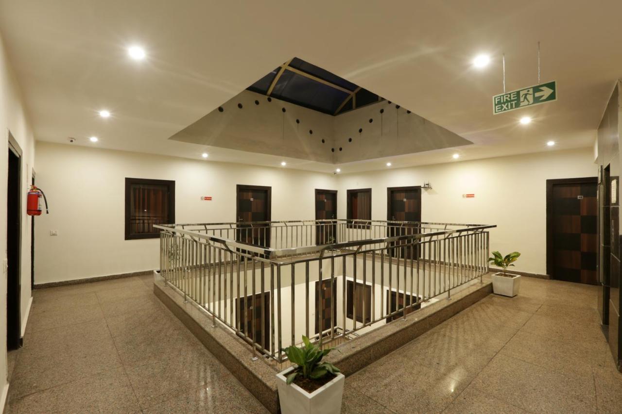 Hotel Airport Star New Delhi Extérieur photo