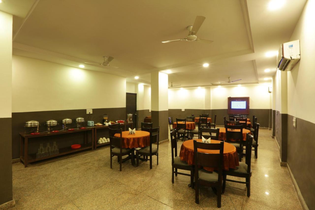 Hotel Airport Star New Delhi Extérieur photo
