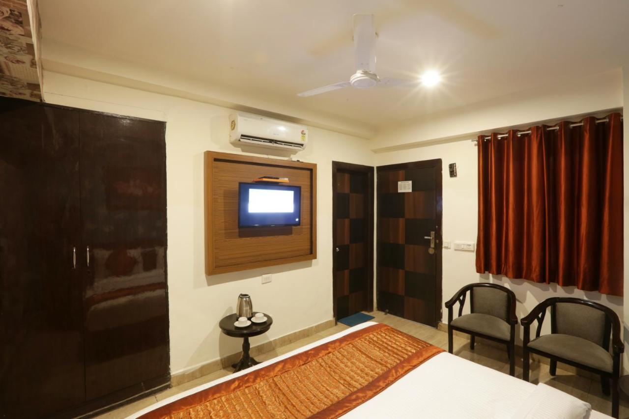 Hotel Airport Star New Delhi Extérieur photo